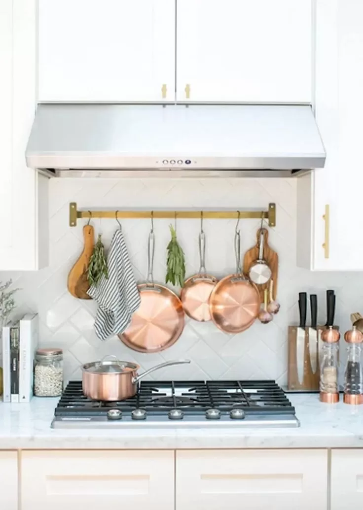 18 Smart Storage Solutions for Small Kitchens
