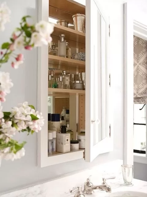 Top Bathroom Organization Tips for a Clutter-Free Space